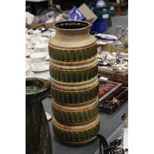 271 - THREE PIECES OF STUDIO POTTERY TO INCLUDE A LARGE AND SMALLER WEST GERMAN VASE