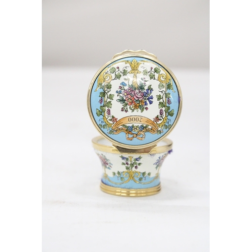 112 - A BOXED HALCYON DAYS ENAMEL HINGED TRINKET BOX - MOTHERS DAY