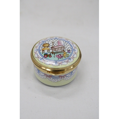 115 - A BOXED HALCYON DAYS ENAMEL MUSICAL BOX - BRAHMS LULLABY