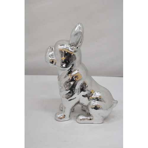 127 - A LARGE SITTING CHROME BULLDOG - 30 CM