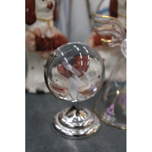 134 - A PAIR OF MINIATURE STAFFORDSHIRE SPANIELS TOGETHER WITH TWO ANGELS AND A GLOBE