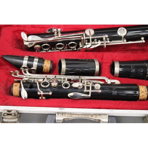 34 - A CASED BOOSEY AND HAWKES 78 CLARINET