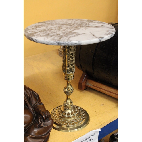 353 - A MARBLE TOP WITH BRASS STAND SIDE TABLE