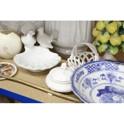 385 - A QUANTITY OF CERAMICS TO INCLUDE ORIENTAL GINGER JAR AND BOWL, LARGE PLANTERS, SMALL LIMOGES PLATES... 