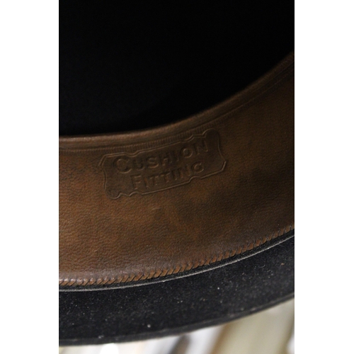 428 - A VINTAGE 'CUSHION FITTING' BOWLER HAT