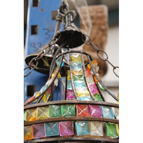 74 - A MULTICOLOURED BOHEMIAN STYLE DROP HANGING PENDANT LIGHT