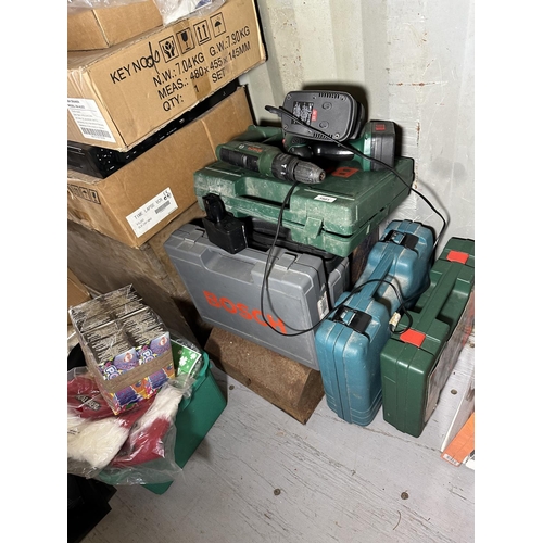 3501 - AN ASSORTMENT OF BATTERY AND ELECTRIC DRILLS AND VARIOUS BOXES