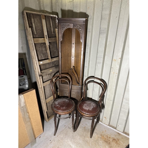 3511 - A VINTAGE WOODEN FOLDING TRESTLE TABLE, AN OAK CORNER CUPBOARD AND TWO BENTWOOD DINING CHAIRS WITH P... 