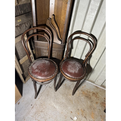 3511 - A VINTAGE WOODEN FOLDING TRESTLE TABLE, AN OAK CORNER CUPBOARD AND TWO BENTWOOD DINING CHAIRS WITH P... 