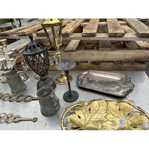 3532 - A LARGE ASSORTMENT OF METAL WARE ITEMS TO INCLUDE CANDLESTICKS, A WALKER AND HALL SILVER PLATED TRAY... 