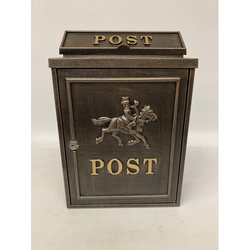 89 - A METAL WALL HANGING POST BOX AND KEY