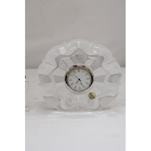 218 - A XAVIER CZECH BOHEMIAM HEAVY CRYSTAL GLASS DESKTOP PAPERWEIGHT CLOCK AND MINIATURE CRYSTAL CARRIAGE... 