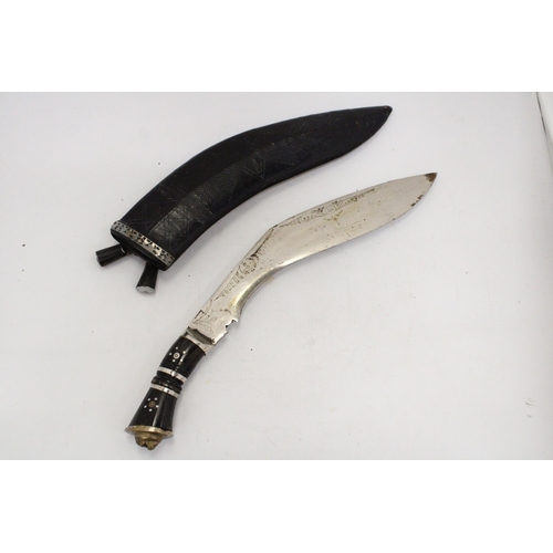 268 - 20TH CENTURY GURKHA / KUKRI KNIFE IN BLACK LEATHER SHEATH WITH TWO FURTHER KNIVES