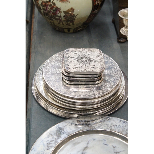 291 - A LARGE QUANTITY OF SILVER PLATED ITEMS TO INCLUDE TRAYS, CANDLEABRAS, TWO CONDIMENT SETS WITH GLASS... 