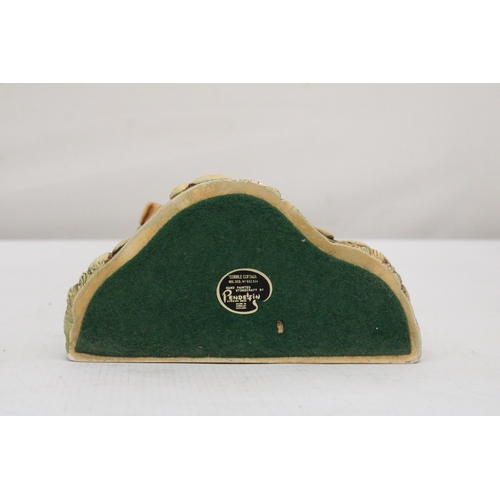 301 - A PENDELFIN COBBLE COTTAGE DISPLAY ITEM