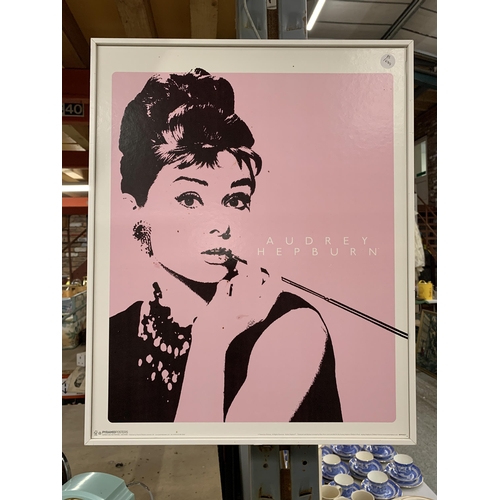 946 - AN AUDREY HEPBURN PICTURE IN BOX FRAME