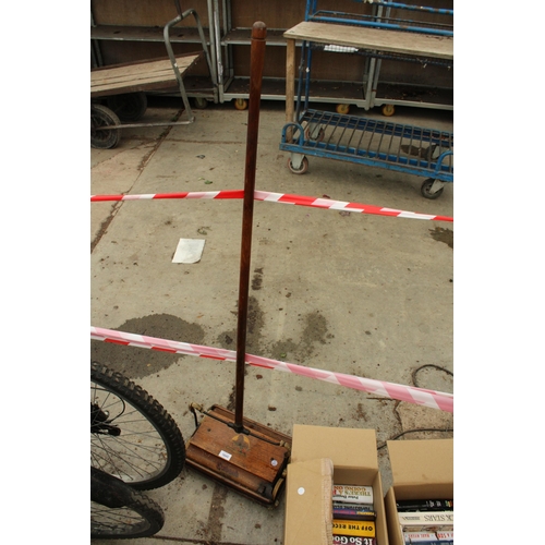 1645 - A VINTAGE WOODEN EWBANK VACUUM CLEANER