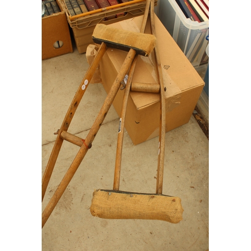 1791 - A PAIR OF VINTAGE WOODEN CRUTCHES