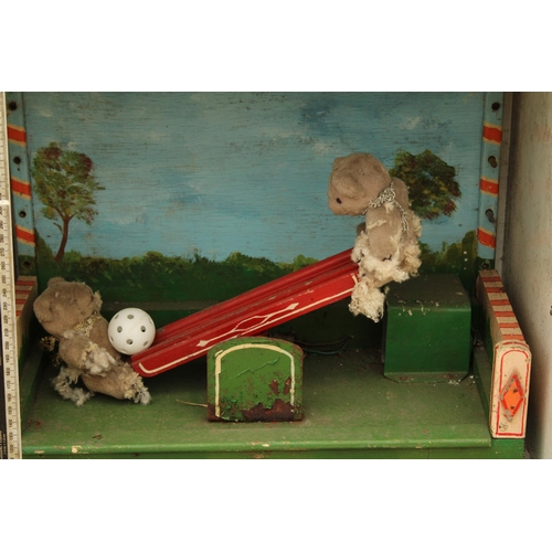 1902 - AN ORIGINAL 1960'S AUTOMATED SEESAW BEARS - VENDOR STATES IN WORKING ORDER BUT NO WARRANTY GIVEN