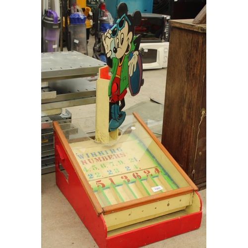 1905 - AN ORIGINAL AUTOMATED MICKEY MOUSE FAIRGROUND GAME MACHINE - VENDOR STATES IN WORKING ORDER BUT NO W... 