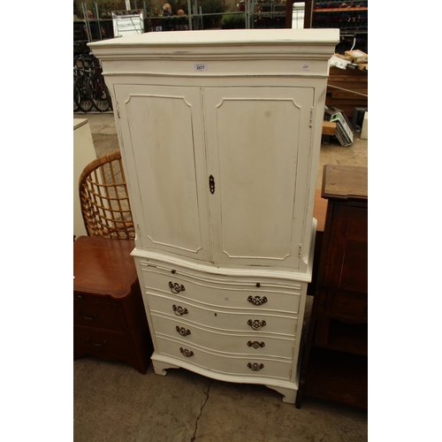 2577 - A WHITE PAINTED MAHOGANY COCKTAIL CABINET