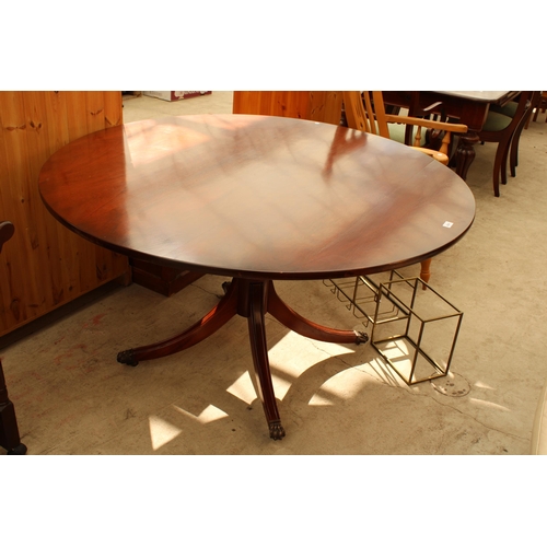 2606 - A REGENCY STYLE TILT TOP DINING TABLE ON PEDESTAL BASE 54