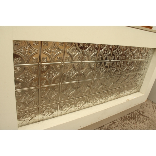 2673 - A PAINTED BAR UNIT WITH EMBOSSED METAL TILE EFFECT SUNKEN PANEL 70