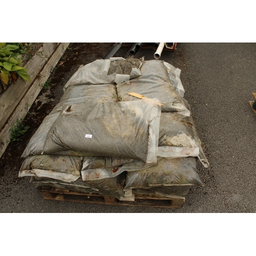 3291 - A PALLET CONTAINING A NUMBER OF BAGS OF FLUE LINING AGREGATE