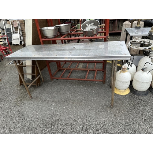 3486 - A STAINLESS STEEL TOPPED ASSA KITCHNE WORK BENCH WITH STEEL LEGS (L:175CM)