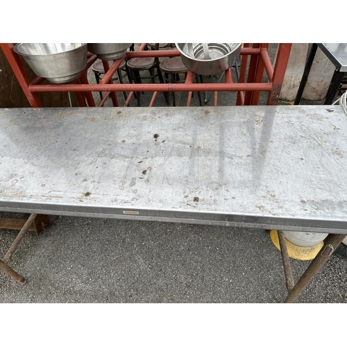 3486 - A STAINLESS STEEL TOPPED ASSA KITCHNE WORK BENCH WITH STEEL LEGS (L:175CM)