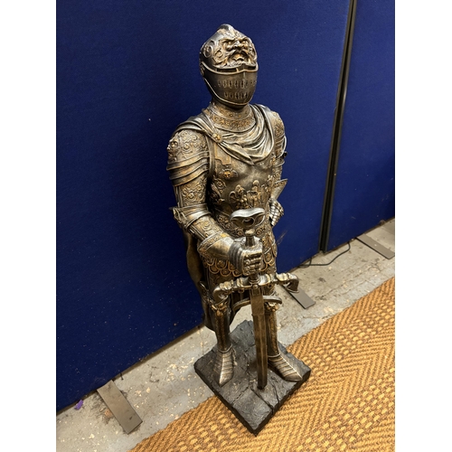 3 - A TOSCANA KINGS GUARD MEDIEVAL DECOR HALF SCALE KNIGHT, ARMOR GOTHIC STATUE 99CM HIGH, POLYRESIN, TW... 