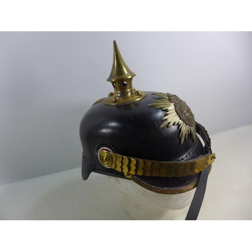 368 - A GOOD QUALITY MODERN WORLD WAR I PICKLEHAUBE WITH SAXONY BADGES