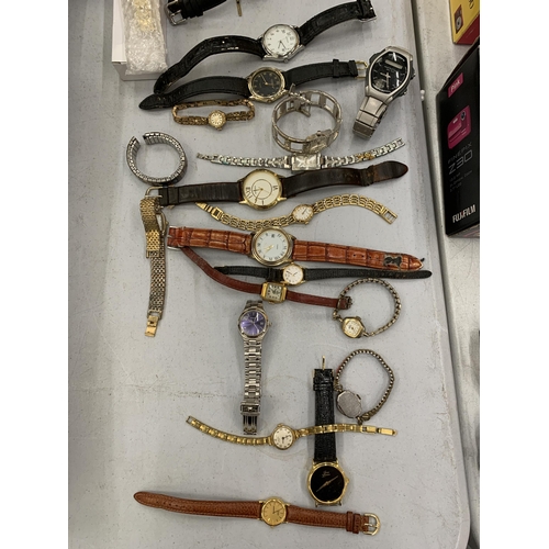 154 - A LARGE QUANTITY OF VINTAGE WATCHES TO INCLUDE LIMIT, ROTARY, SEKONDA, CITIZEN, ETC.,