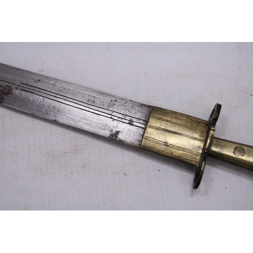 254 - AN ANTIQUE OFFICER'S KNIFE