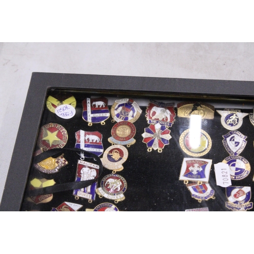 282 - A CASED QUANTITY OF ENAMEL PIN BADGES TO INCLUDE BRADFORD BARONS, THE DUKES HALIFAX SPEEDWAY, HULL V... 