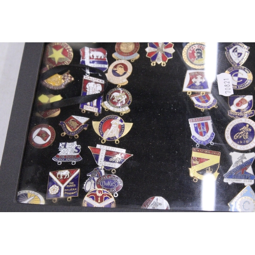 282 - A CASED QUANTITY OF ENAMEL PIN BADGES TO INCLUDE BRADFORD BARONS, THE DUKES HALIFAX SPEEDWAY, HULL V... 