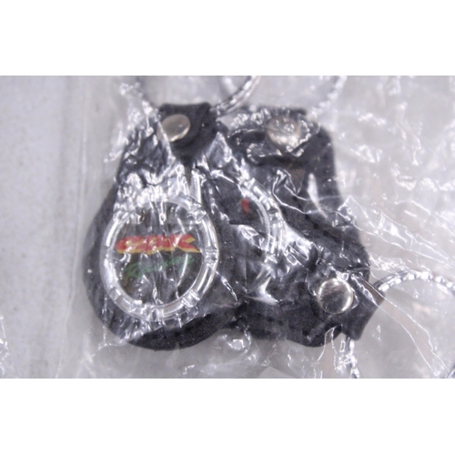 286 - A QUANTITY OF MOTORCYCLE KEYRINGS TO INCLUDE HONDA CBR, VIRAGO, KTM, ETC.,