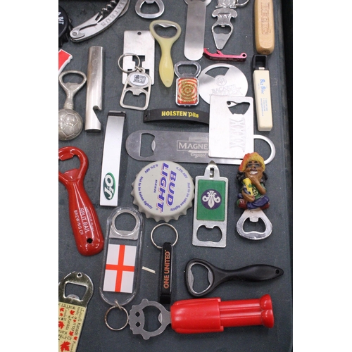 339 - A LARGE COLLECTION OF VINTAGE BOTTLE OPENERS TO INCLUDE NOVELTY