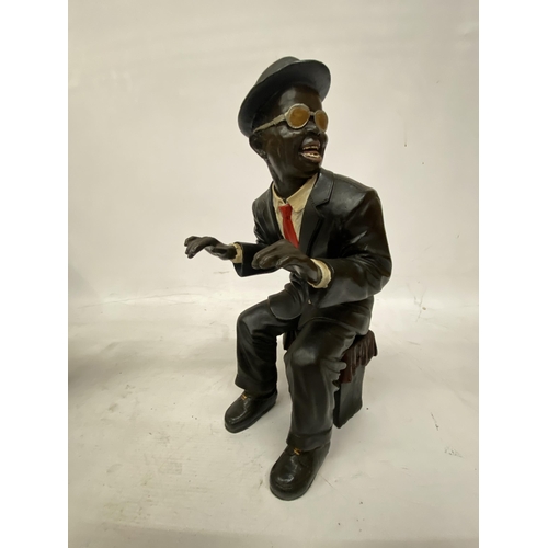 46 - A JAZZ PIANO PLAYER FIGURINE