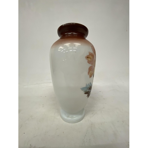 52 - A FRENCH STYLE HANDPAINTED IN WHITE OPALINE VASE - 28.5 CM