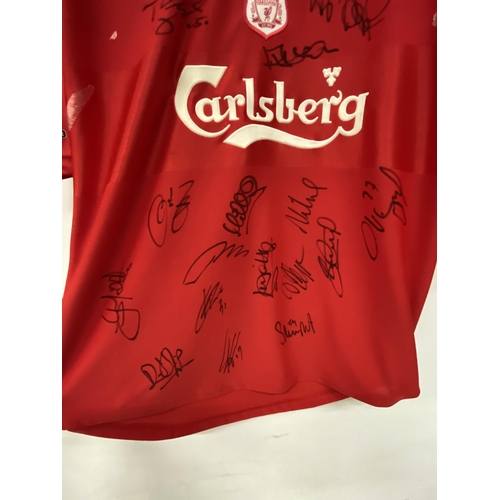 87 - A MULTI-SIGNED REPLICA LIVERPOOL SHIRT SIGNED BY PLAYERS FROM THE 2000/2001 SEASON WITH CERTIFICATE ... 