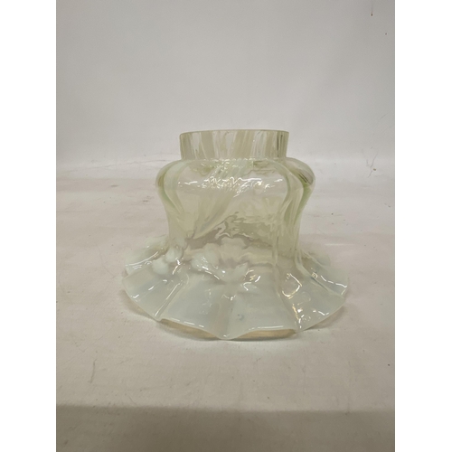 10 - A  RUFFLED OPALESCENT FENTON STYLE ART GLASS LAMPSHADE