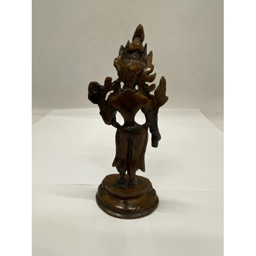 20 - A BUDDHIST BRONZE STATUE OF A FEMAL DEITY - 16.5 CM