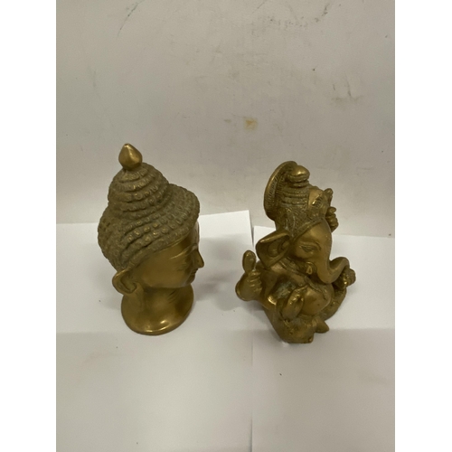 31 - A BRASS GANESHA STATUE (10.5 CM (H) ) TOGETHER WITH A BUDDHA HEAD - 12.5 CM (H)