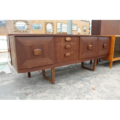 2818 - A RETRO TEAK STONEHILL SIDEBOARD ENCLOSING THREE DRAWERS AND THREE CUPBOARDS, 78