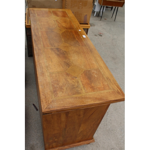 2824 - A BARKER AND STONEHOUSE FLAGSTONE SIDEBOARD ENCLOSING THREE DRAWERS AND THREE CUPBOARDS, 55