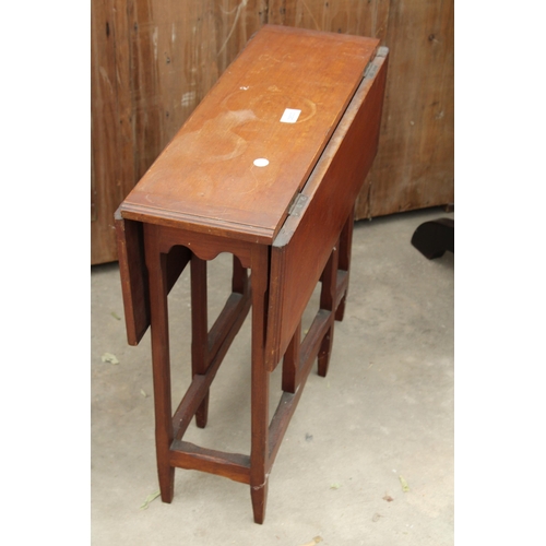 2833 - A 20TH CENTURY SUTHERLAND STYLE TABLE