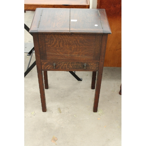 2835 - A MID 20TH CENTURY OAK WORK BOX TABLE