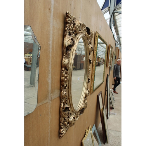 2796 - A MODERN GILT WALL MIRROR, 38