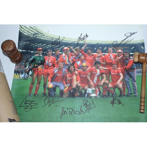 97 - A MULTI SIGNED CANVAS OF THE 1986 LIVERPOOL FC TEAM  WITH COA